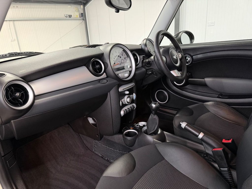 Used MINI Hatch 2007 for sale - 77976309: Photo 12