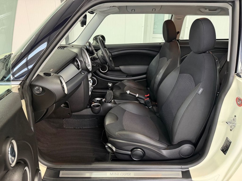 Used MINI Hatch 2007 for sale - 77976309: Photo 13
