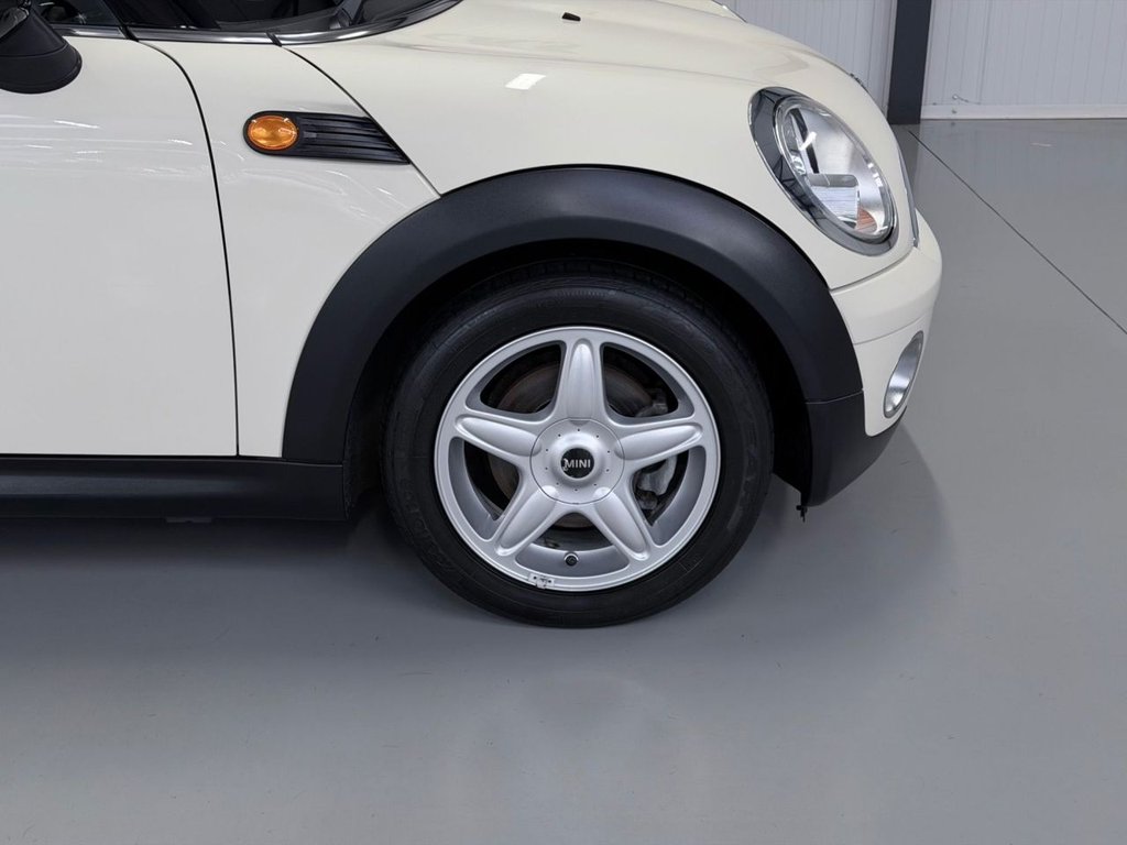 Used MINI Hatch 2007 for sale - 77976309: Photo 23