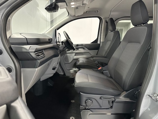 Used Ford Transit Custom 2025 for sale - 76235261: Photo 17