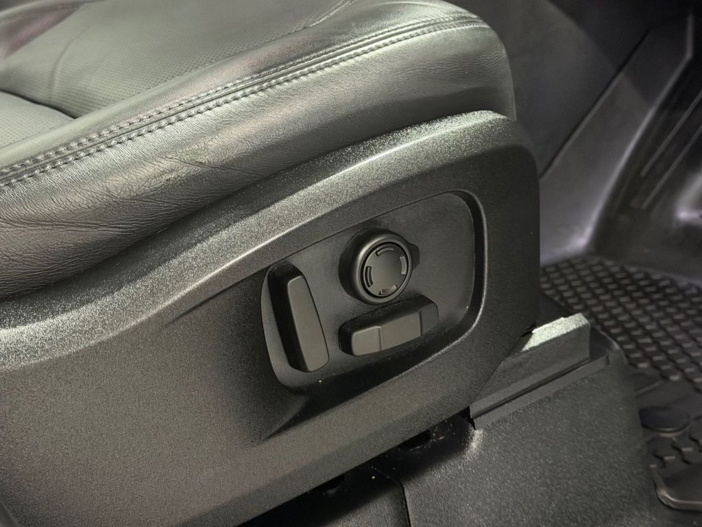 Used Land Rover Defender 2023 for sale - 77642471: Photo 34