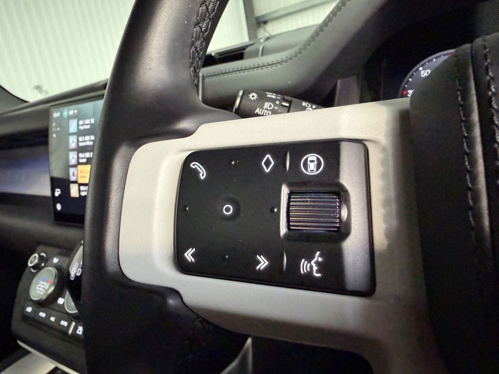 Used Land Rover Defender 2024 for sale - 76496280: Photo 28