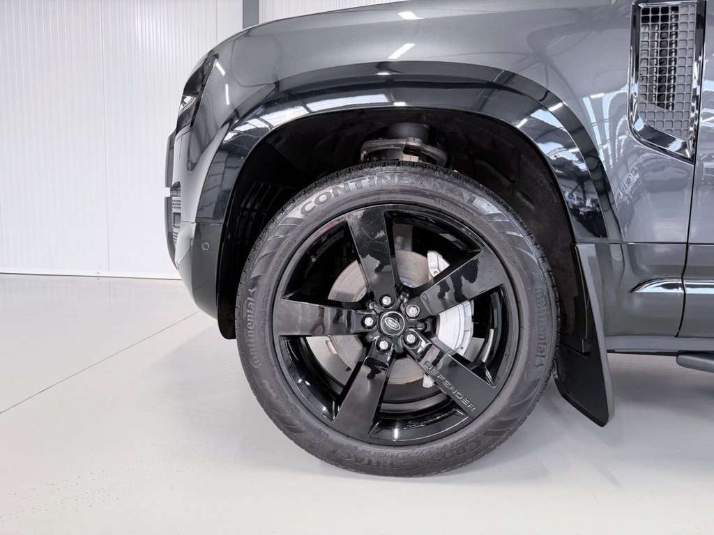 Used Land Rover Defender 2024 for sale - 76496280: Photo 39