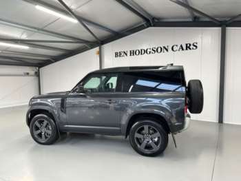 Used Land Rover Defender 2024 for sale - 75098632: Photo