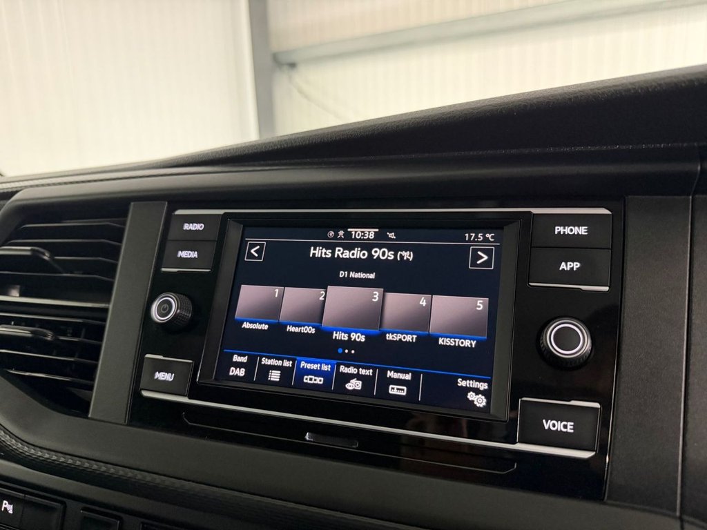 Used Volkswagen Transporter 2021 for sale - 76923802: Photo 16