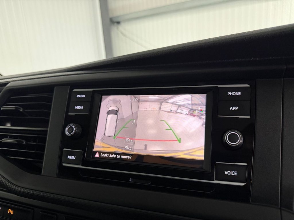 Used Volkswagen Transporter 2021 for sale - 76923802: Photo 21