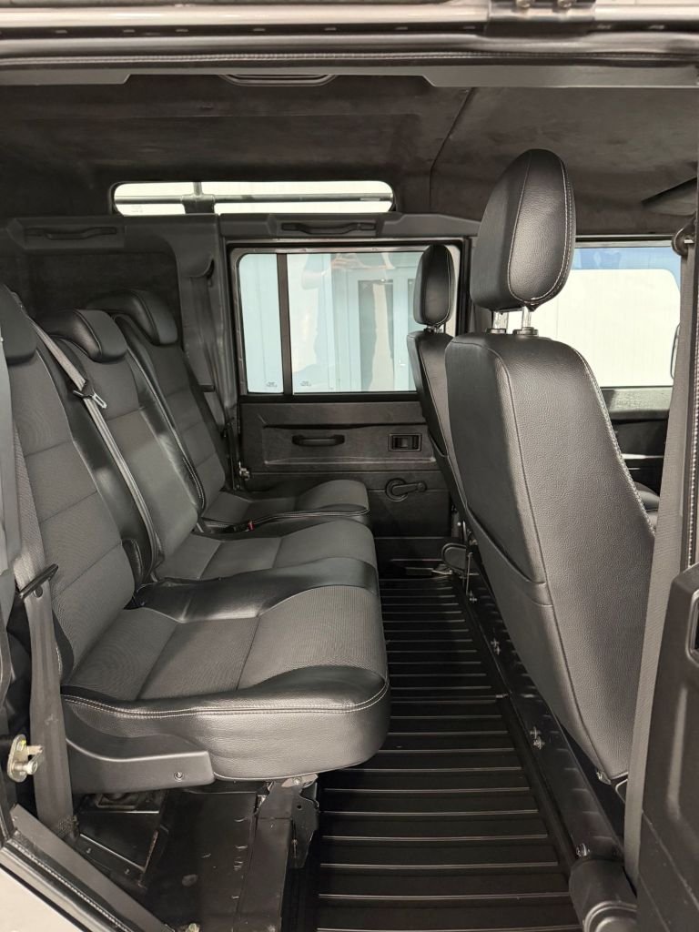 Used Land Rover Defender 2014 for sale - 77680765: Photo 12