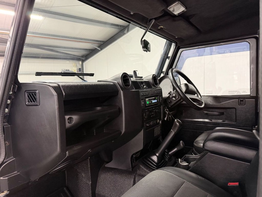 Used Land Rover Defender 2014 for sale - 77680765: Photo 13