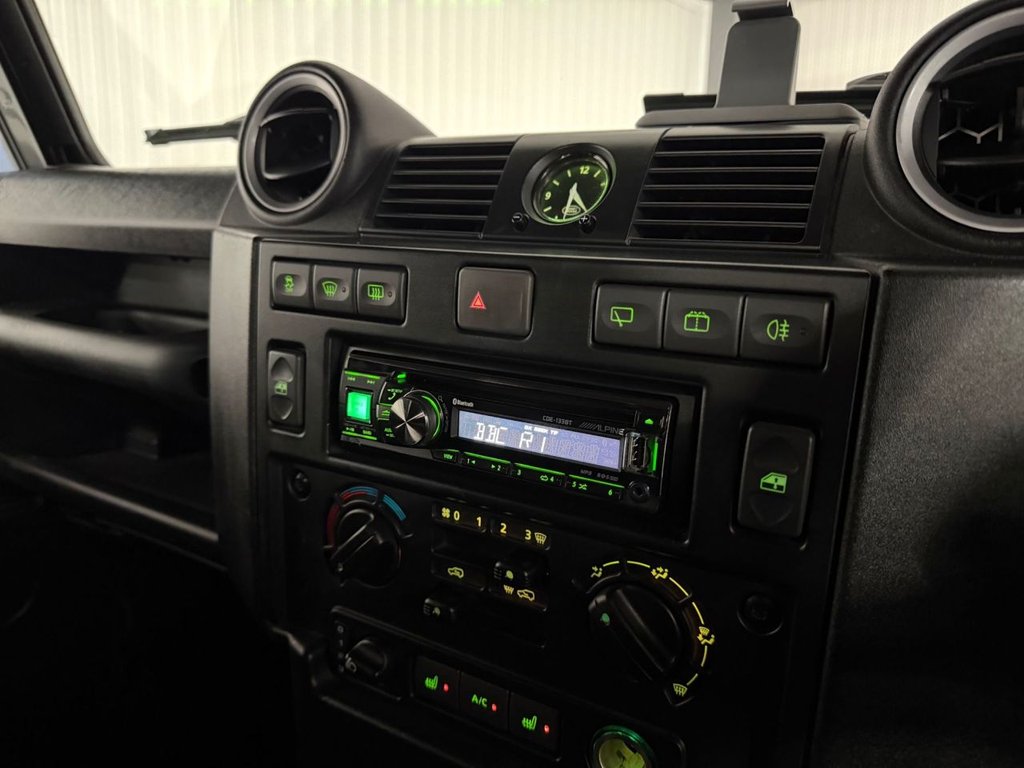 Used Land Rover Defender 2014 for sale - 77680765: Photo 19