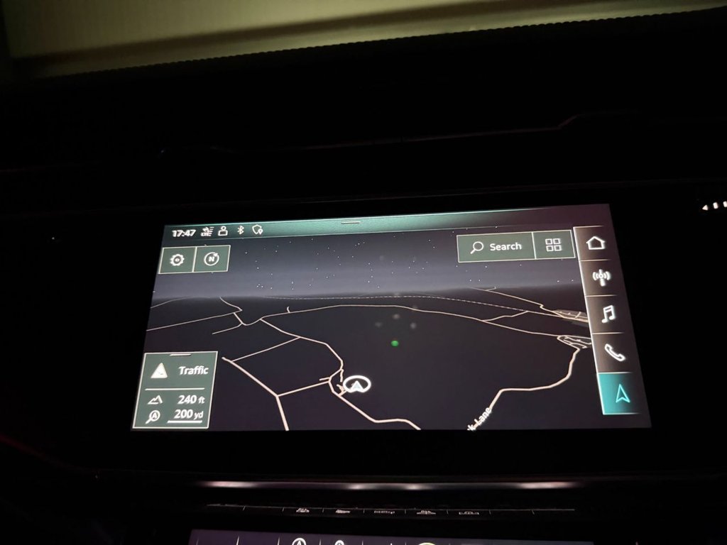 Used Audi Q8 2020 for sale - 76454606: Photo 32