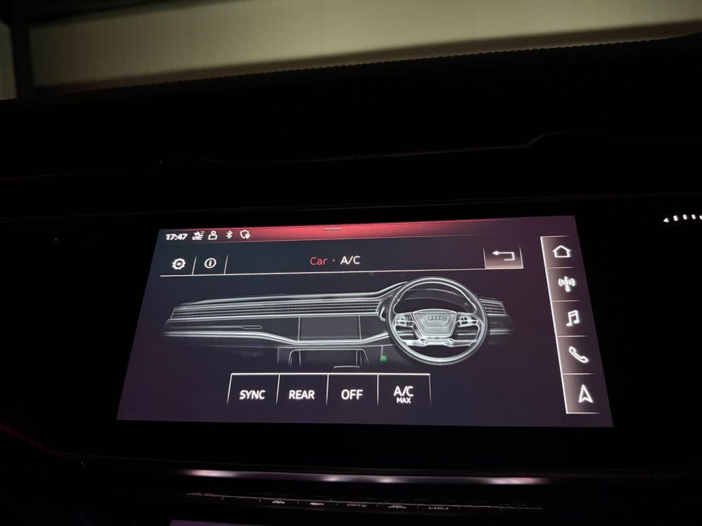 Used Audi Q8 2020 for sale - 76454606: Photo 35