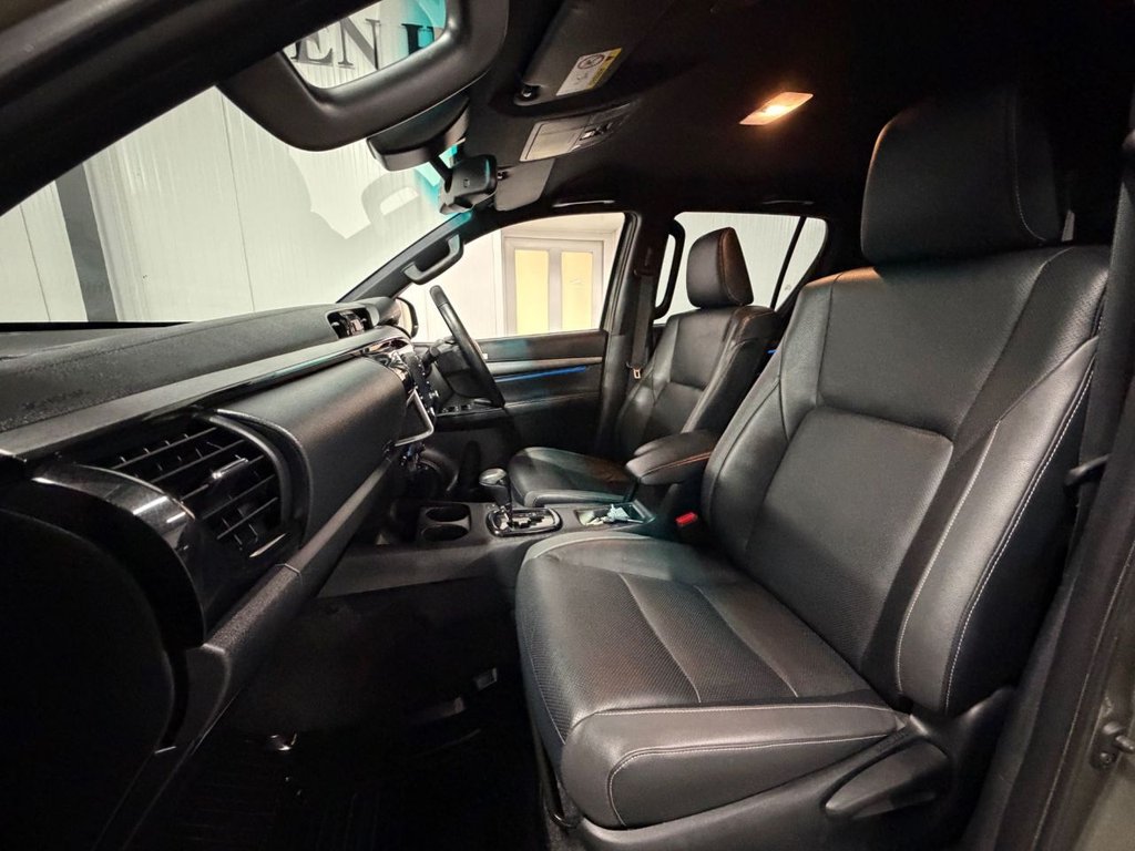 Used Toyota Hilux 2023 for sale - 76788049: Photo 10
