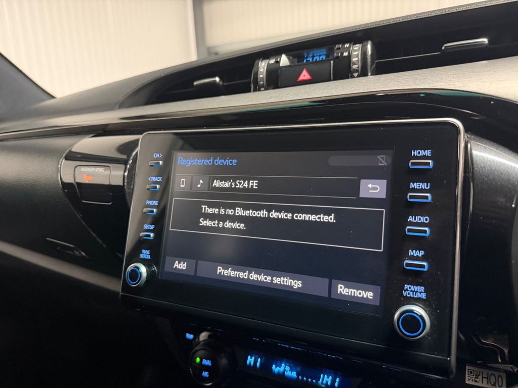 Used Toyota Hilux 2023 for sale - 76788049: Photo 17