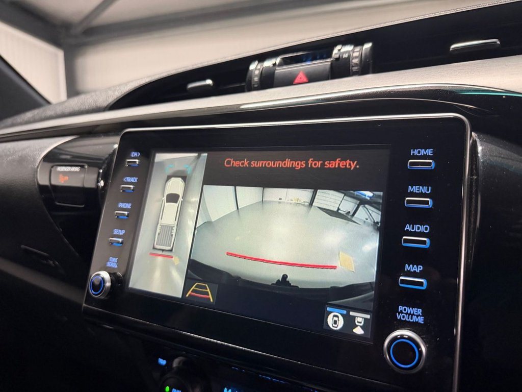 Used Toyota Hilux 2023 for sale - 76788049: Photo 20