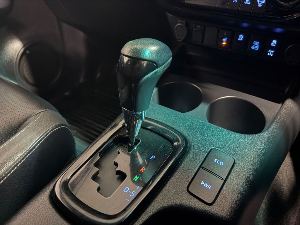 Used Toyota Hilux 2023 for sale - 76788049: Photo 22