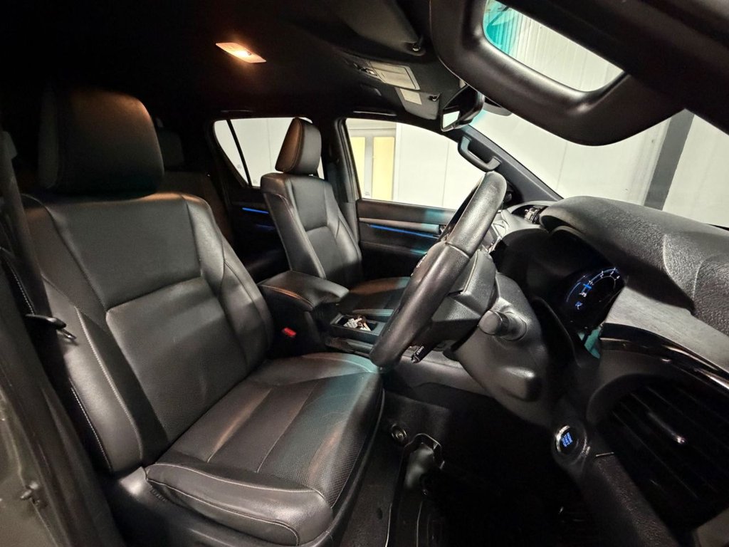 Used Toyota Hilux 2023 for sale - 76788049: Photo 8