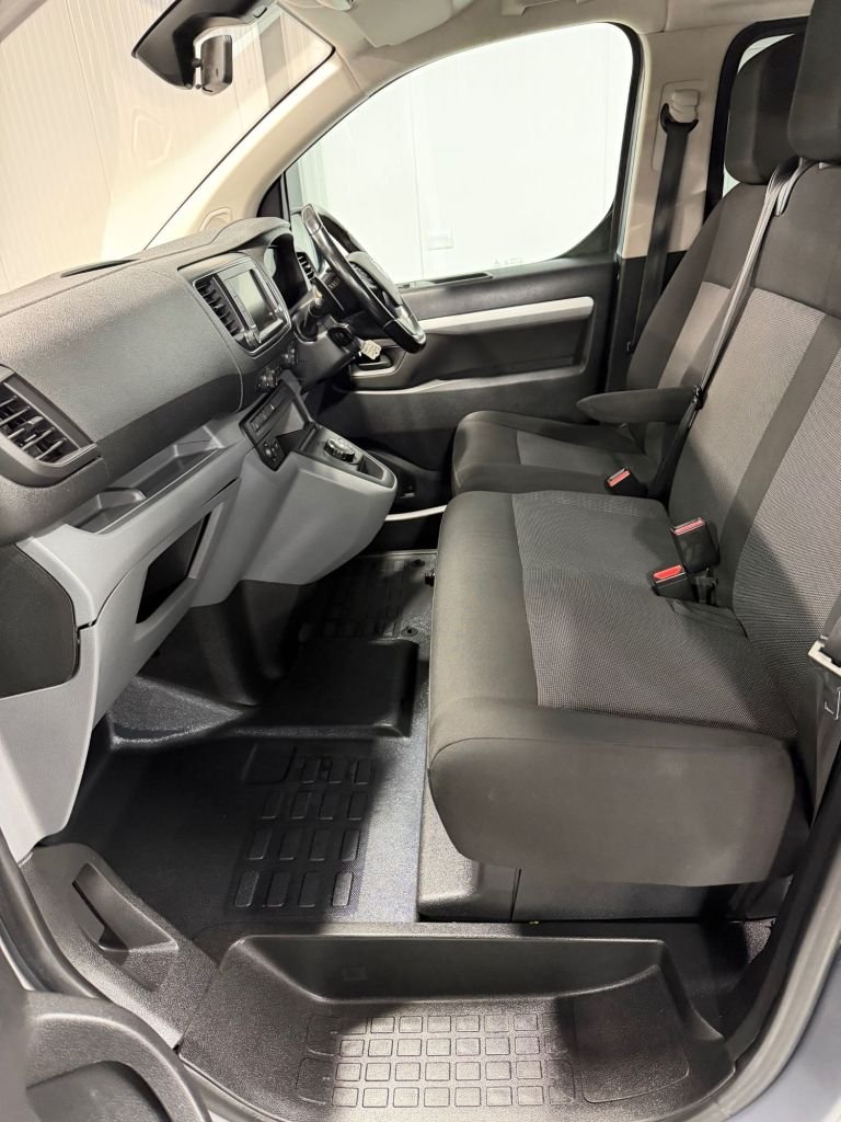 Used Vauxhall Vivaro 2022 for sale - 77356705: Photo 15