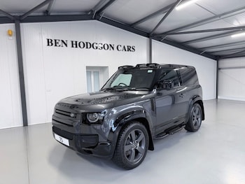 Used Land Rover Defender 2025 for sale - 78044711: Photo