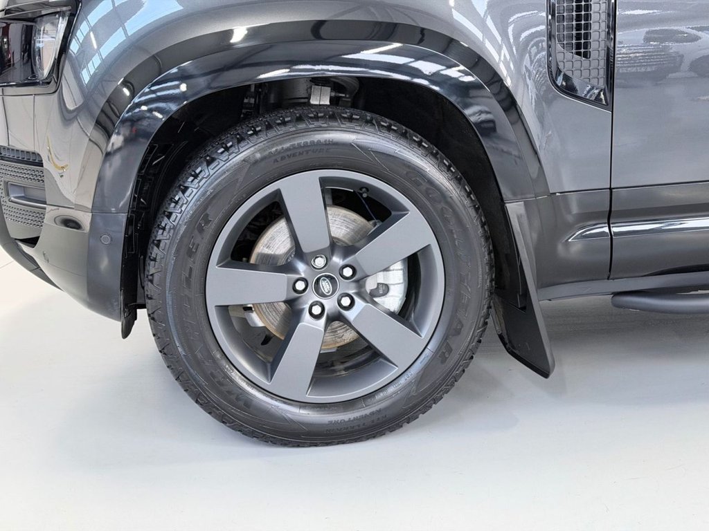 Used Land Rover Defender 2025 for sale - 78044711: Photo 33