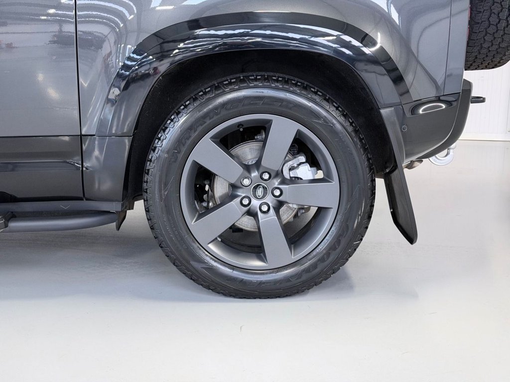 Used Land Rover Defender 2025 for sale - 78044711: Photo 34