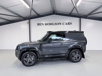 Used Land Rover Defender 2025 for sale - 78044711: Photo