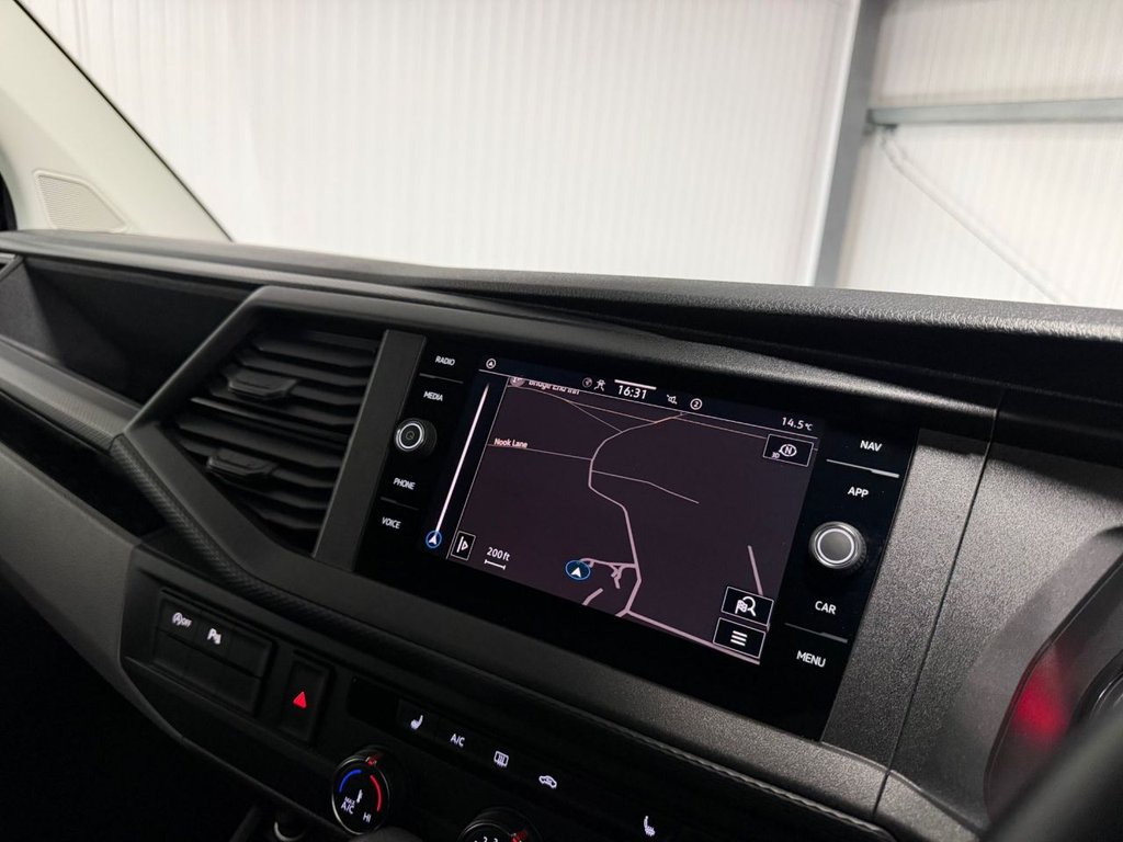 Used Volkswagen Transporter 2022 for sale - 78200183: Photo 20