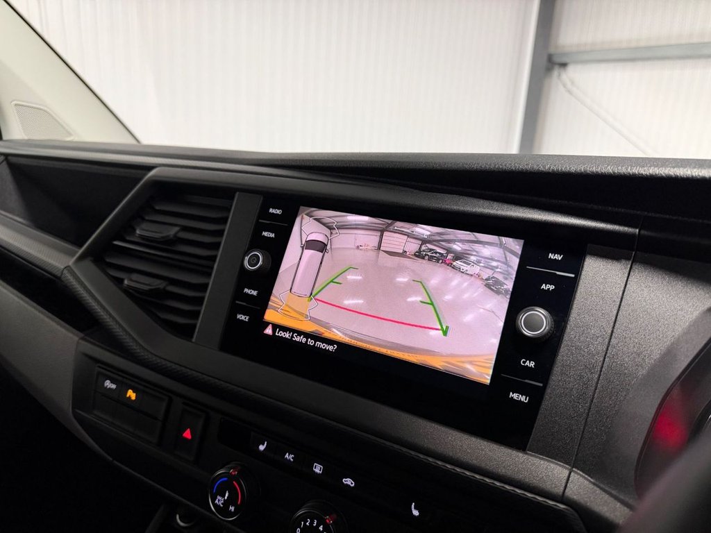 Used Volkswagen Transporter 2022 for sale - 78200183: Photo 21