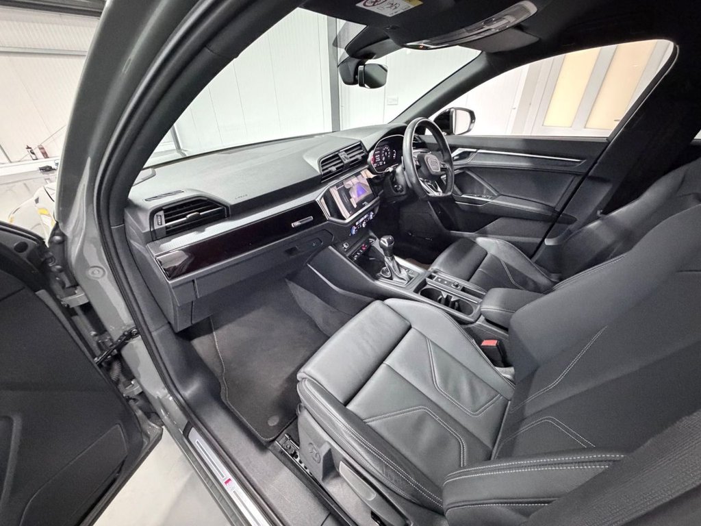 Used Audi Q3 2023 for sale - 76574762: Photo 9