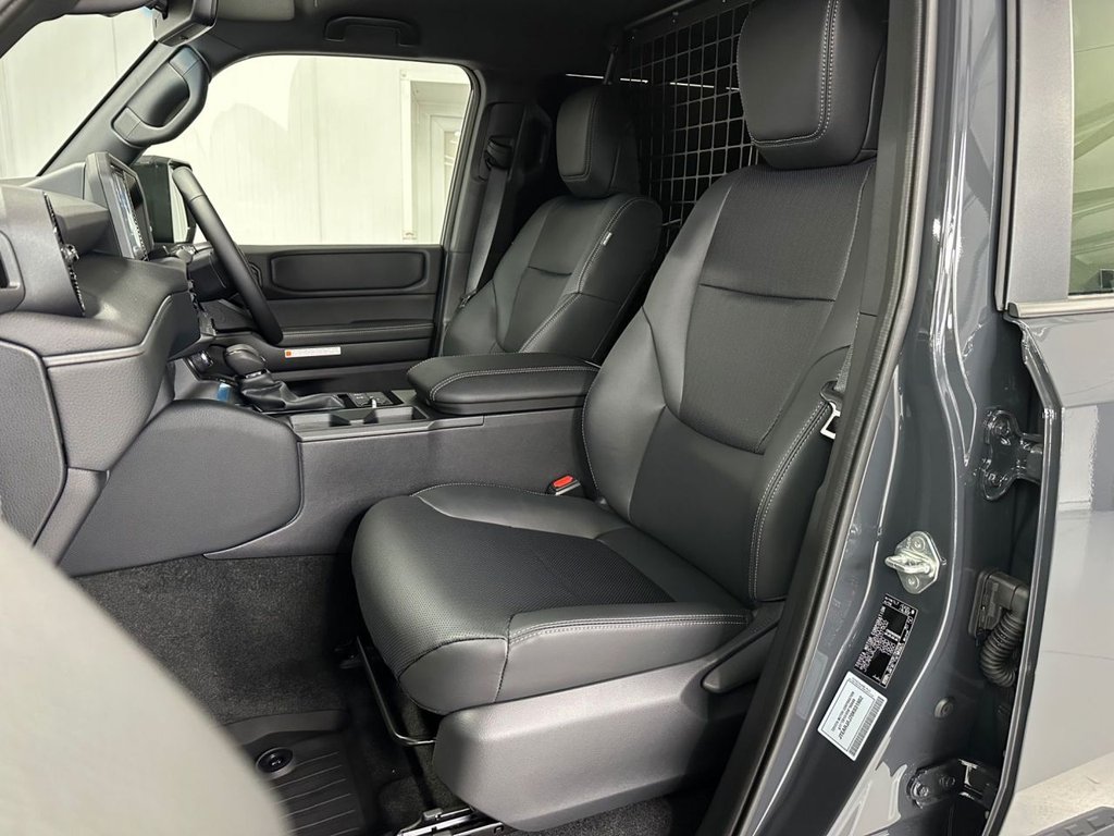Used Toyota Land Cruiser 2025 for sale - 76591119: Photo 15