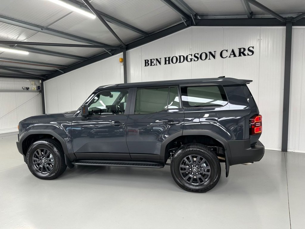 Used Toyota Land Cruiser 2025 for sale - 76591119: Photo 4