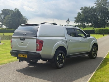 Used Nissan Navara 2021 for sale - 79009644: Photo