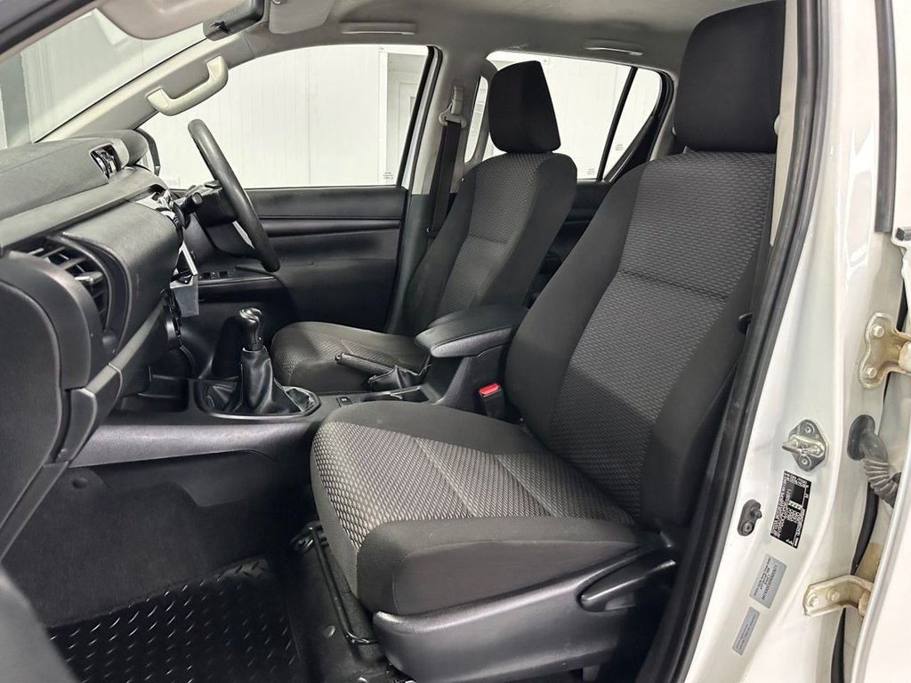 Used Toyota Hilux 2020 for sale - 76631698: Photo 12