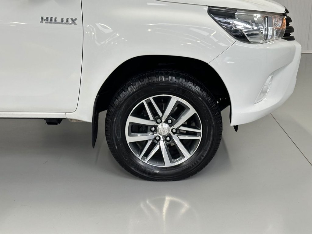 Used Toyota Hilux 2020 for sale - 76631698: Photo 25