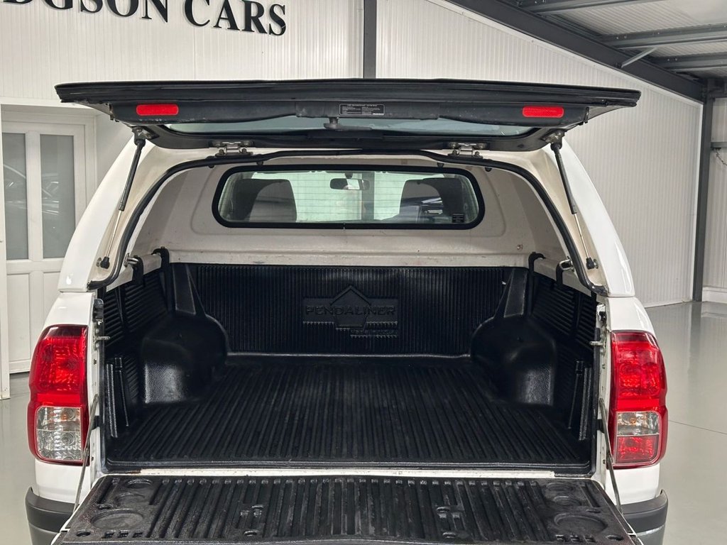 Used Toyota Hilux 2020 for sale - 76631698: Photo 26