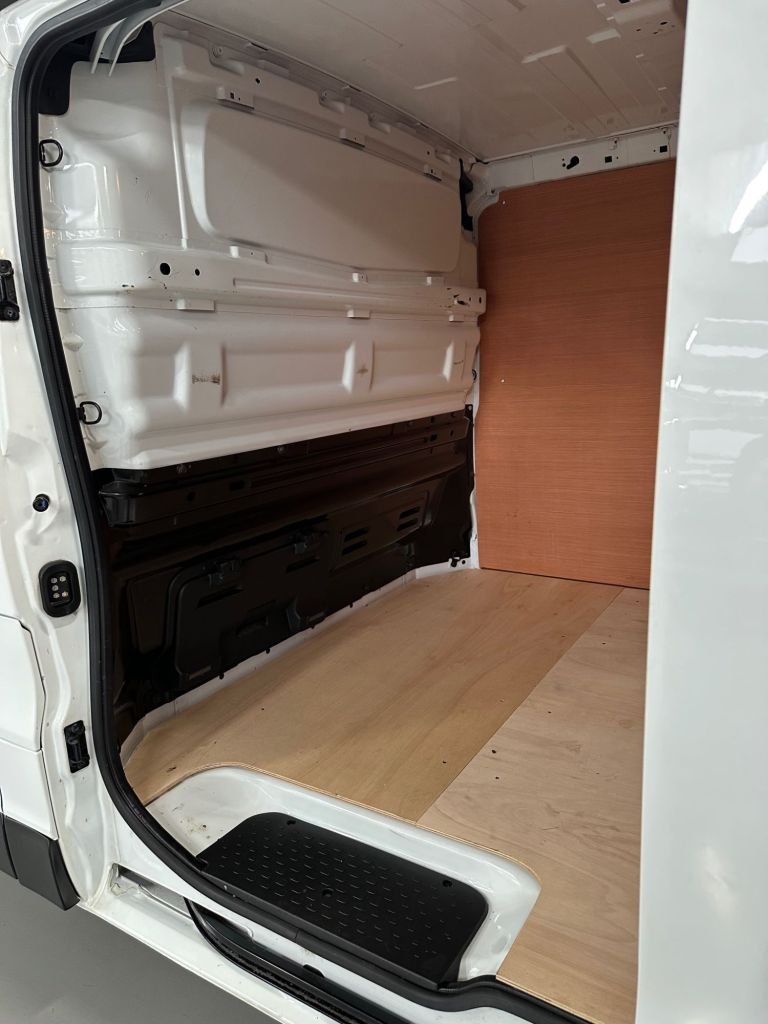 Used Nissan Primastar 2023 for sale - 76172869: Photo 32