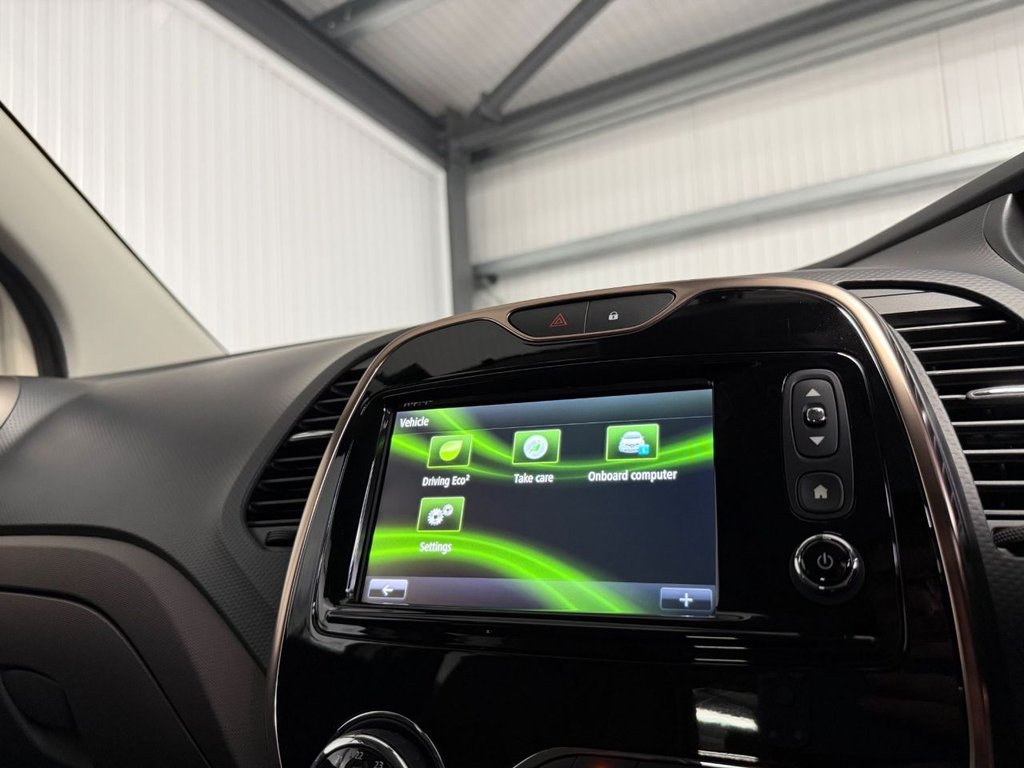 Used Renault Captur 2016 for sale - 76454528: Photo 15