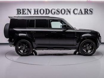 Used Land Rover Defender 110 2026 for sale - 79375841: Photo