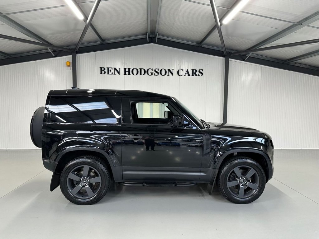 Used Land Rover Defender 2023 for sale - 76376213: Photo 5