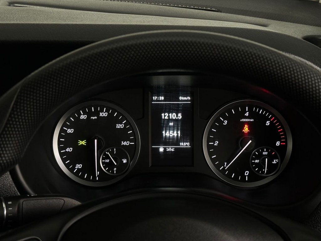 Used Mercedes-Benz Vito 2021 for sale - 77407907: Photo 20