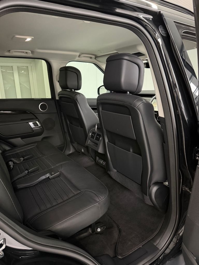 Used Land Rover Discovery 2023 for sale - 78003086: Photo 12