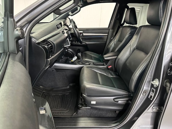 Used Toyota Hilux 2022 for sale - 76323432: Photo 14