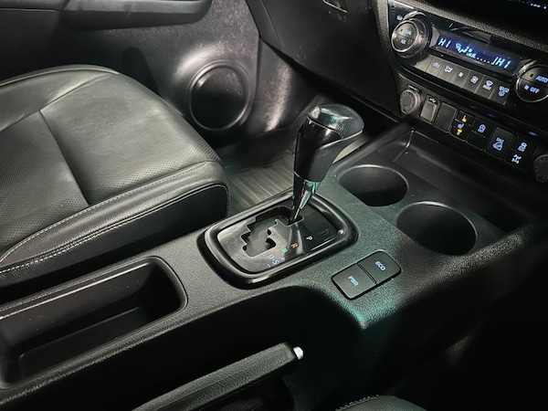 Used Toyota Hilux 2022 for sale - 76323432: Photo 22