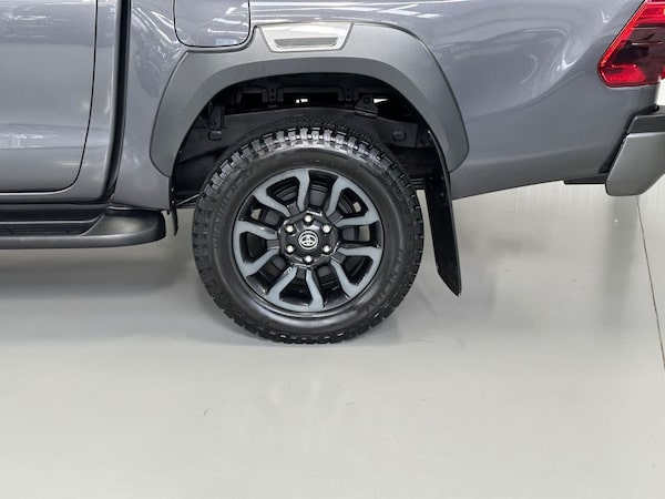 Used Toyota Hilux 2022 for sale - 76323432: Photo 29