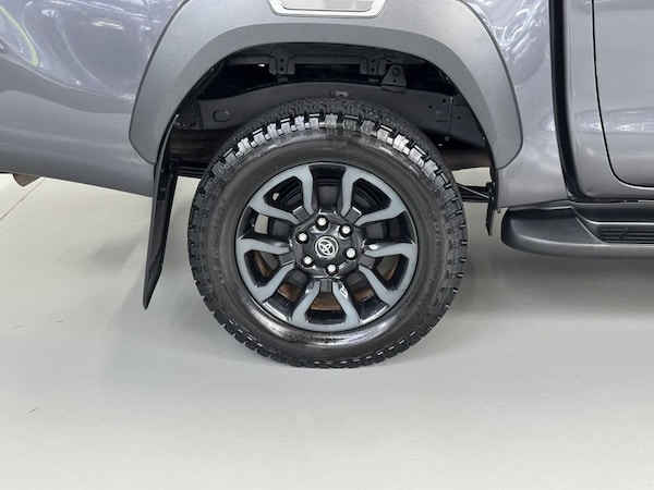 Used Toyota Hilux 2022 for sale - 76323432: Photo 30