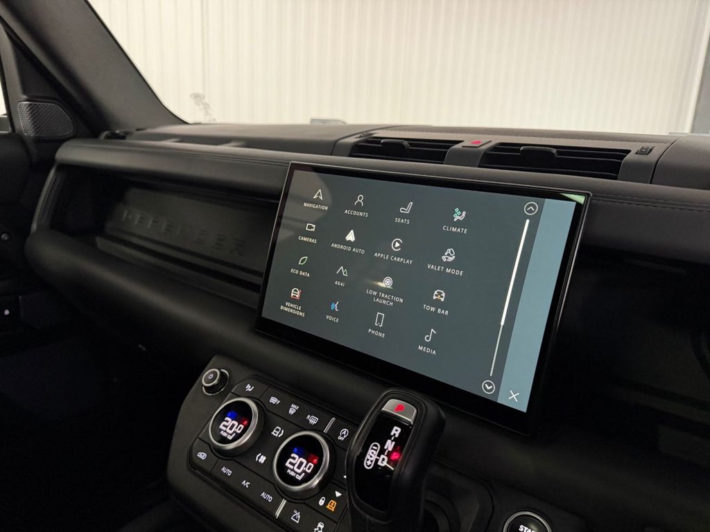 Used Land Rover Defender 2022 for sale - 77770998: Photo 24