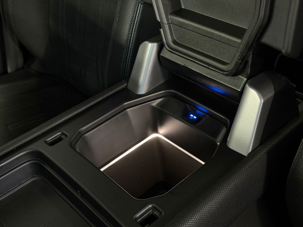 Used Land Rover Defender 2022 for sale - 77770998: Photo 31