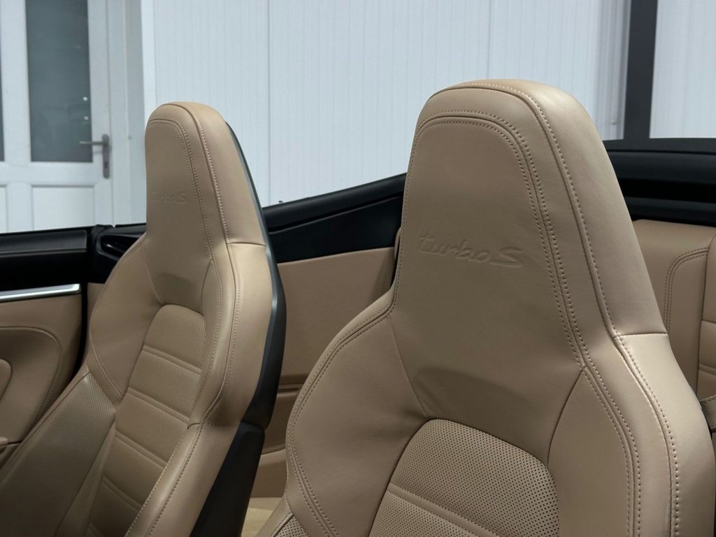 Used Porsche 911 2020 for sale - 76631911: Photo 23