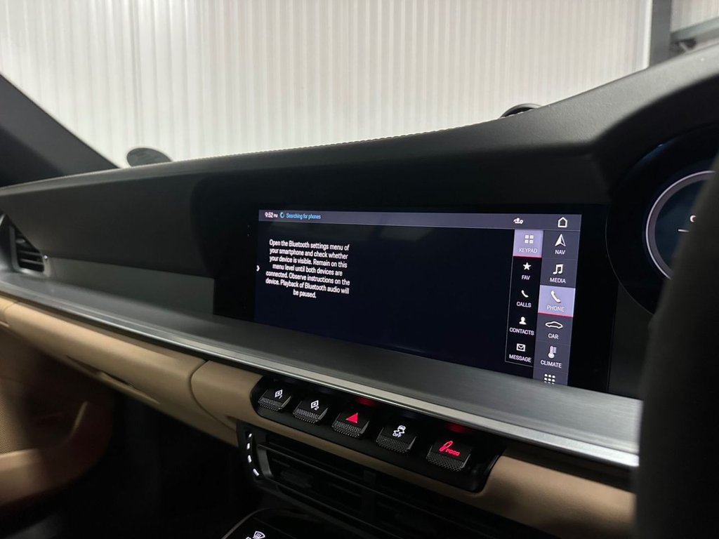 Used Porsche 911 2020 for sale - 76631911: Photo 32