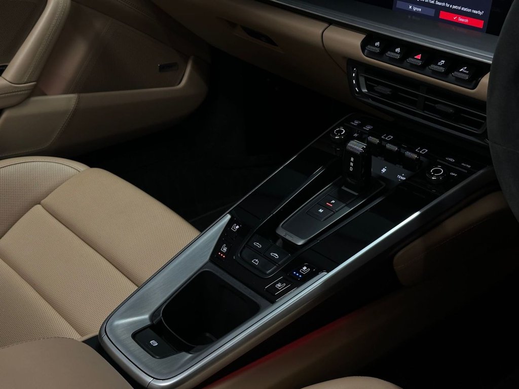 Used Porsche 911 2020 for sale - 76631911: Photo 38