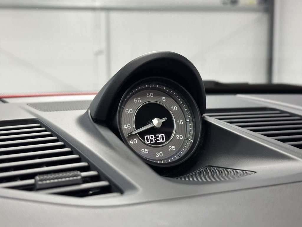 Used Porsche 911 2020 for sale - 76631911: Photo 42